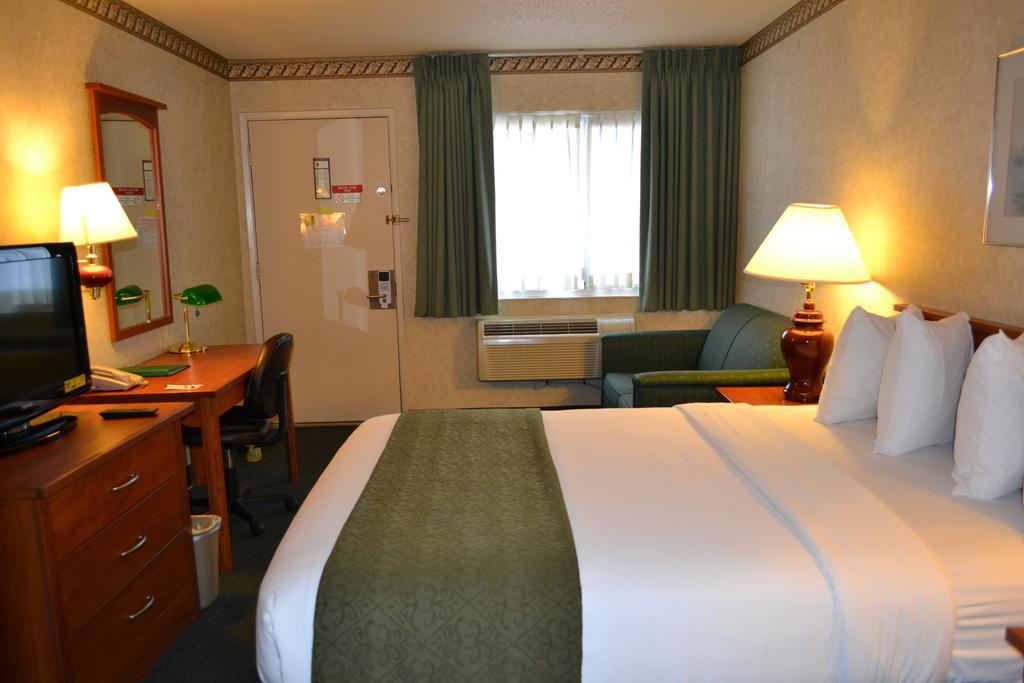 Quality Inn & Suites Silicon Valley Santa Clara Kültér fotó